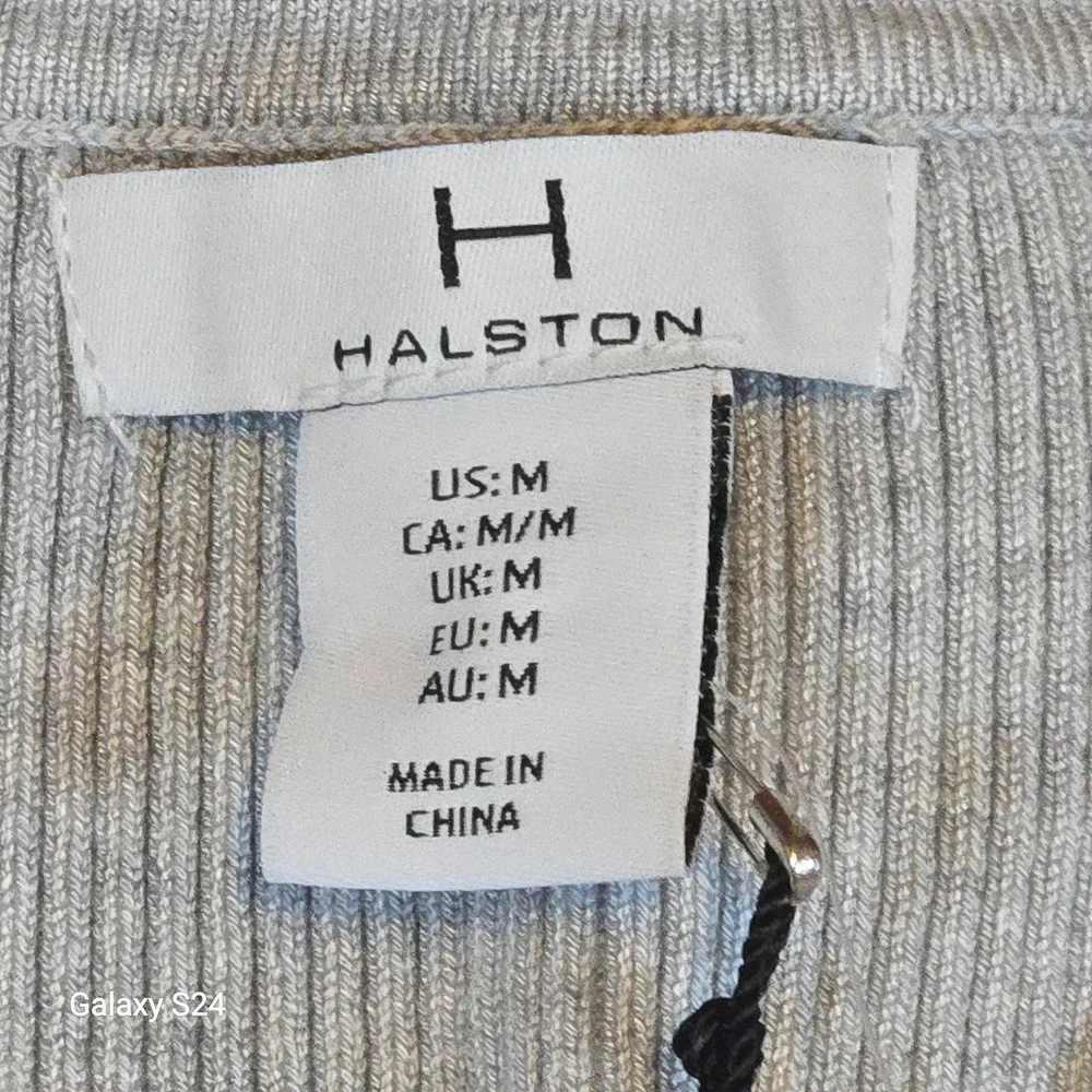 NWT‎  Halston Sleeveless Ribbed Knit Top Collared Button Front Tank Vest Medium - Picture 5 of 5